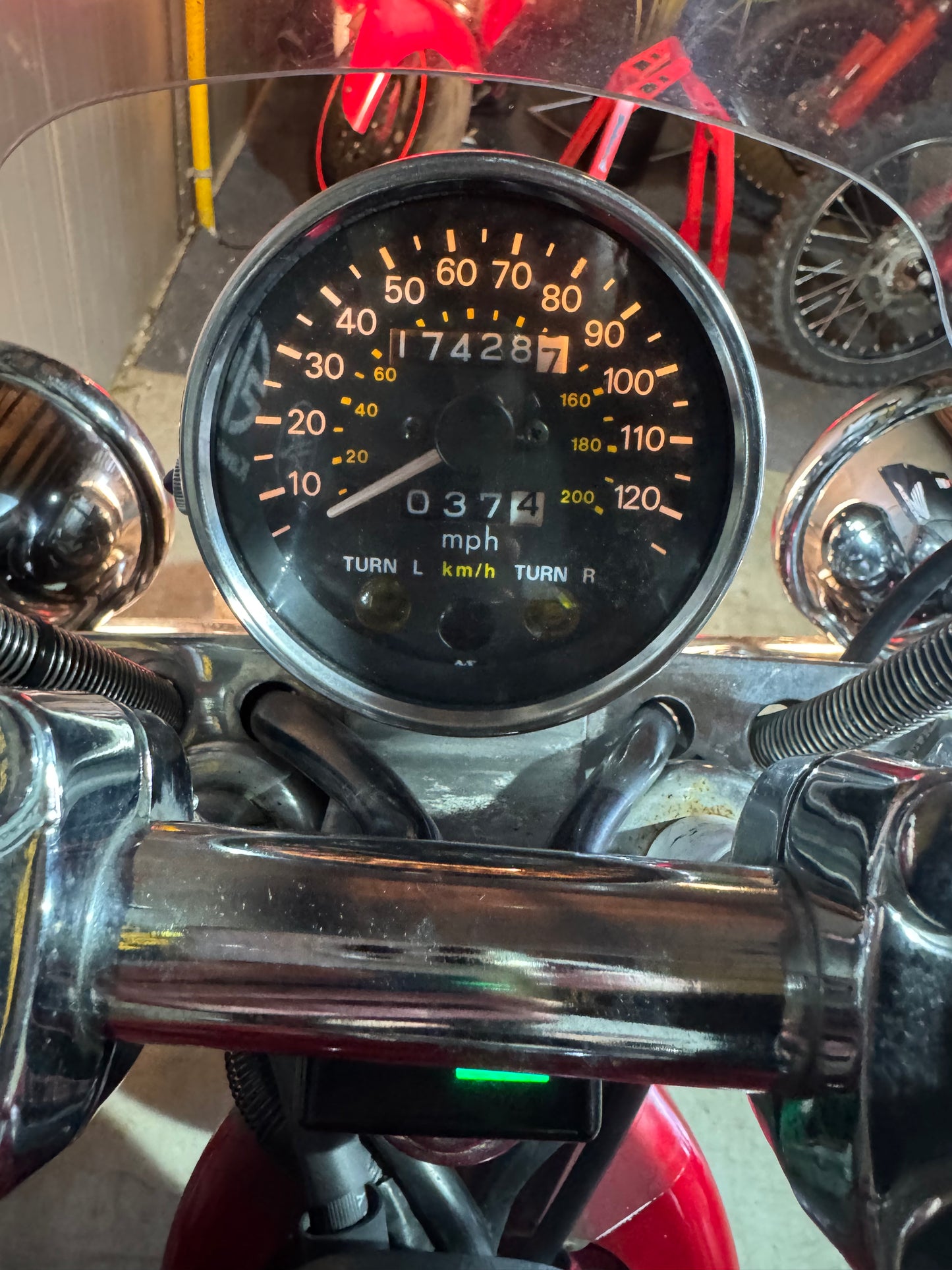 Suzuki Intruder VS800