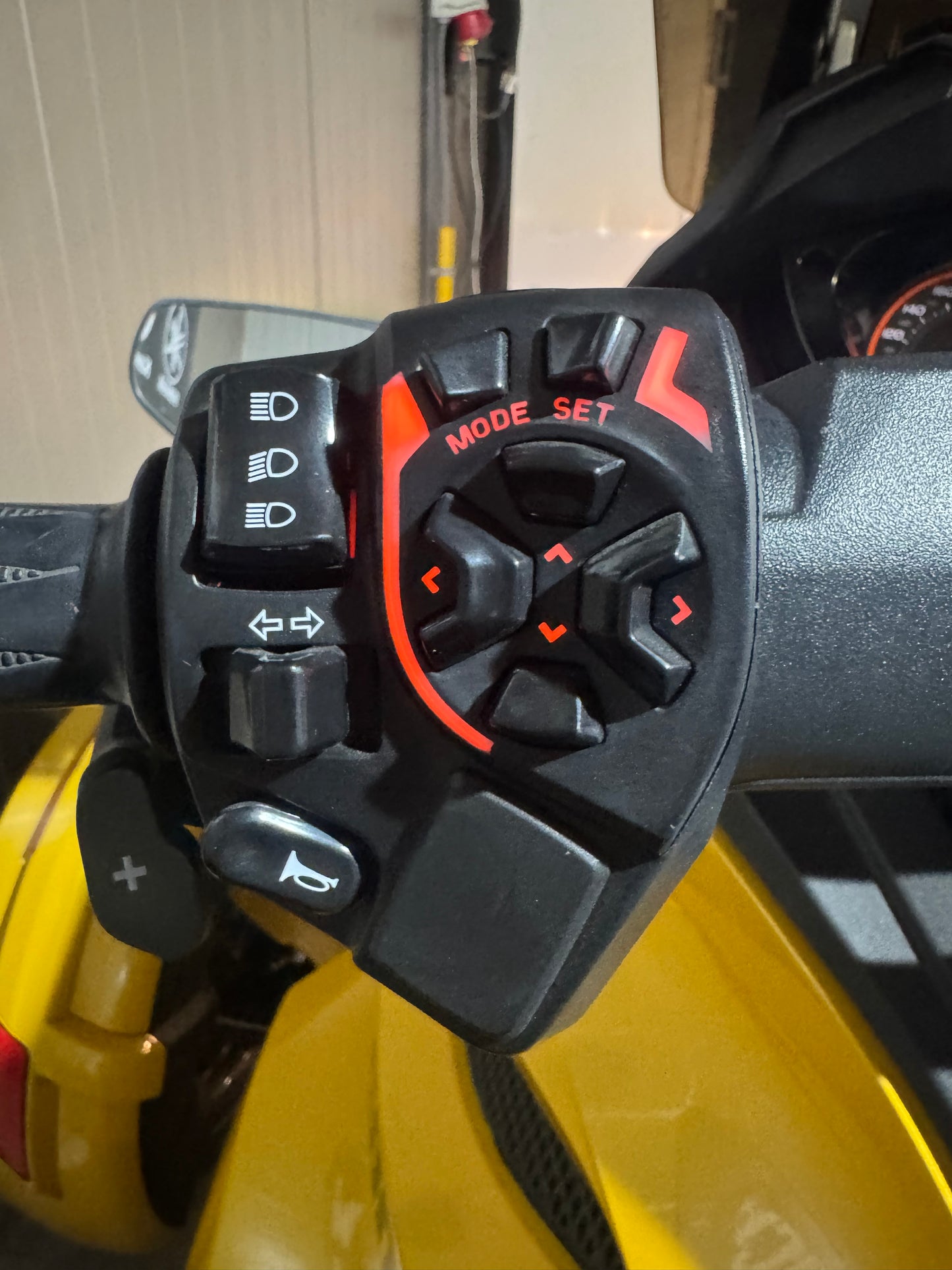 Can-Am Spyder ST-S 2014