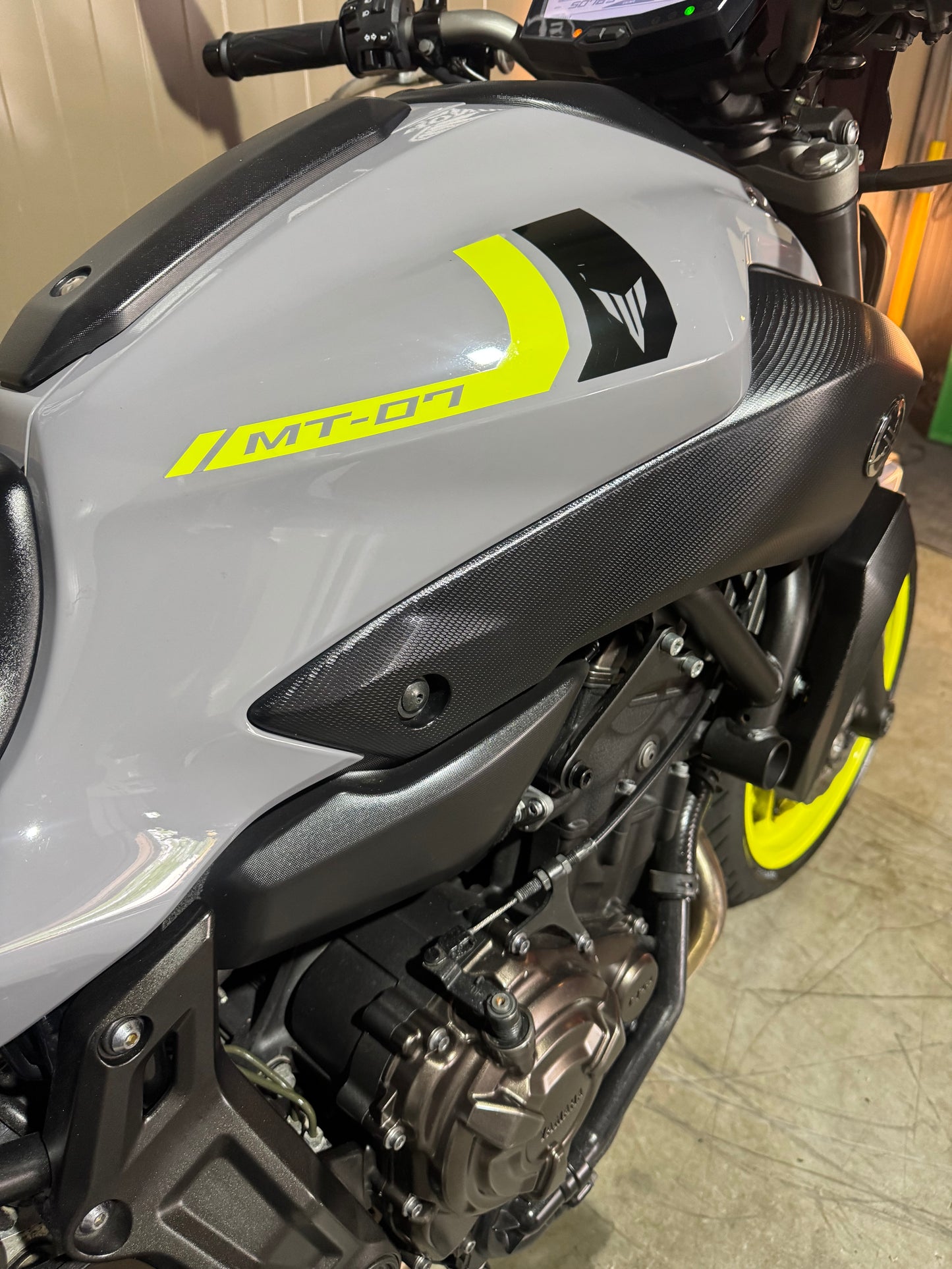 Yamaha MT07 2018 Night Fluo MIVV
