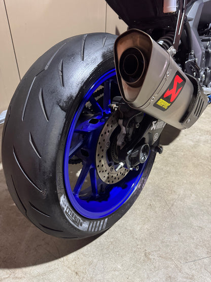 Yamaha R7 2022 MotoGP Akrapovic