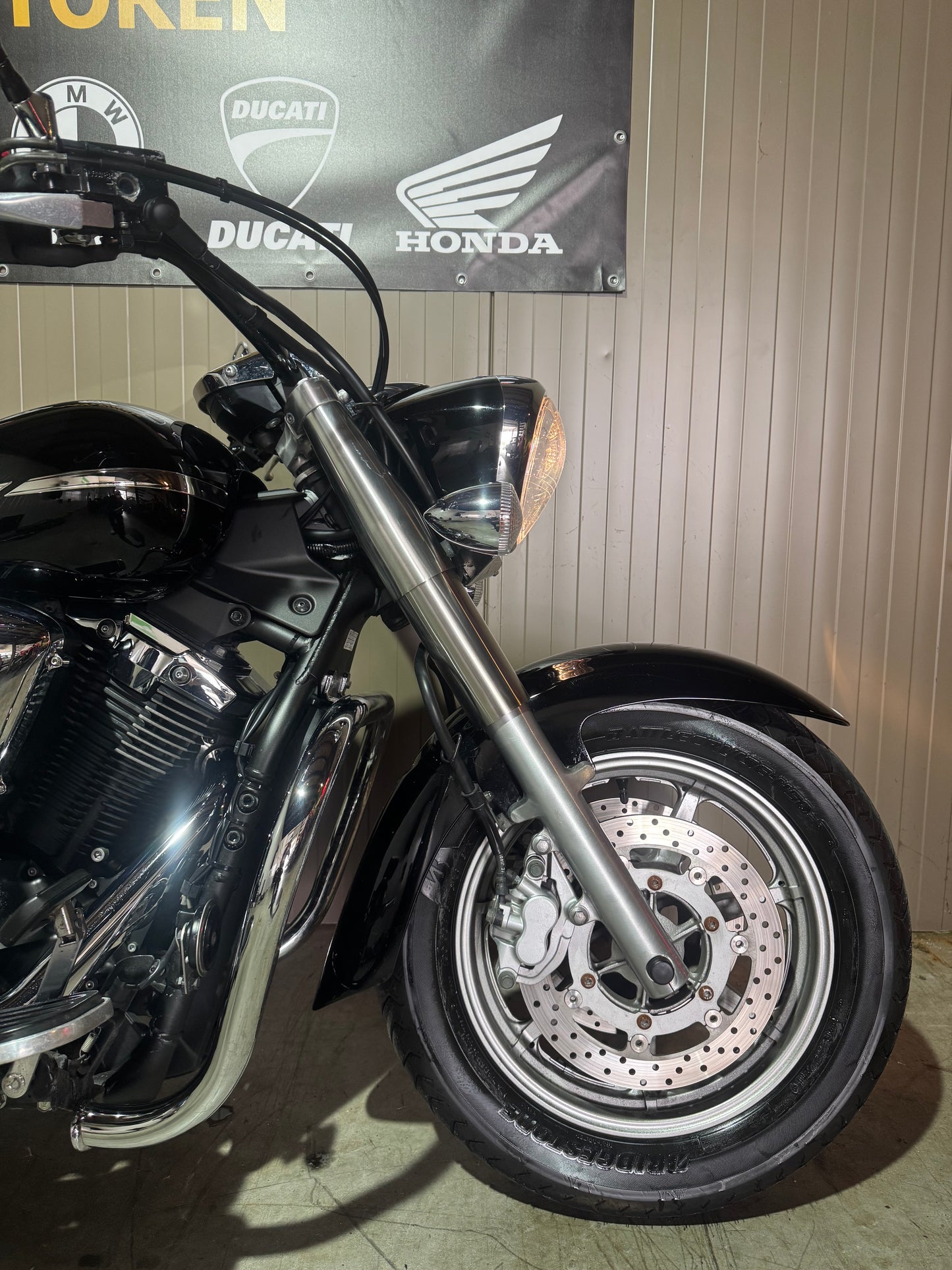 Yamaha XVS 1300A Midnight Star