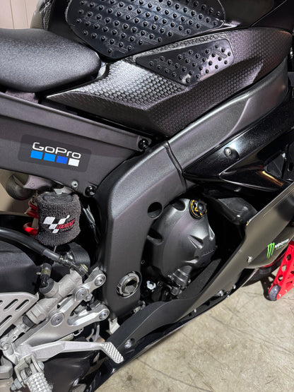 Yamaha YZF-R6 Full Black