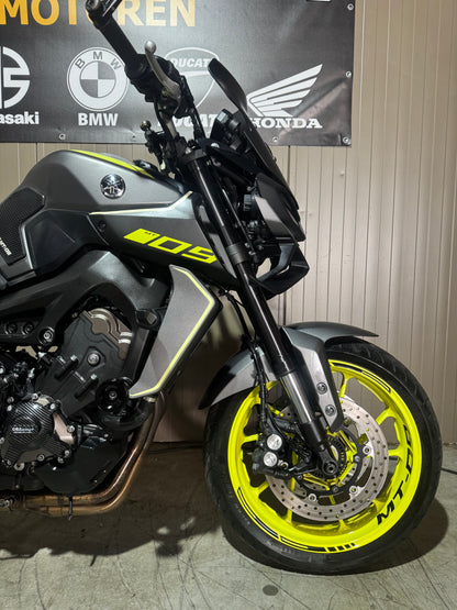 Yamaha MT09 Night Fluo Mivv