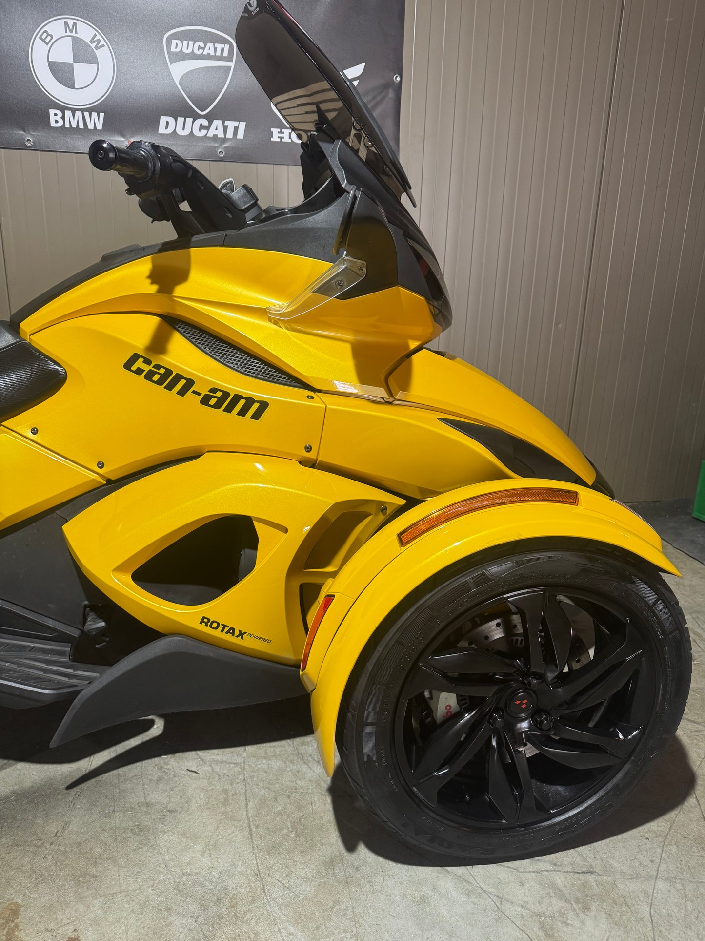 Can-Am Spyder ST-S 2014
