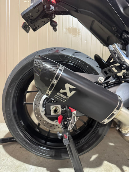 Yamaha MT09 2025 Y-AMT Akrapovic