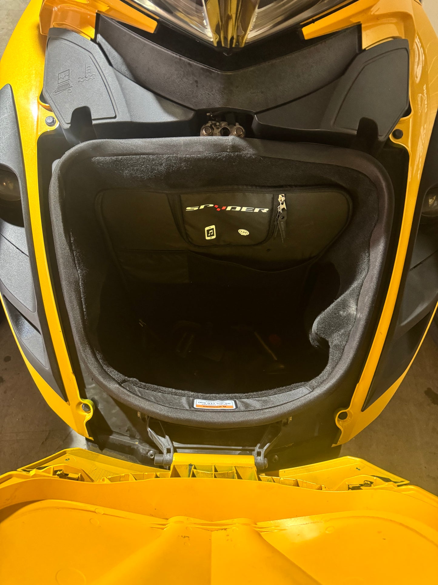 Can-Am Spyder ST-S 2014