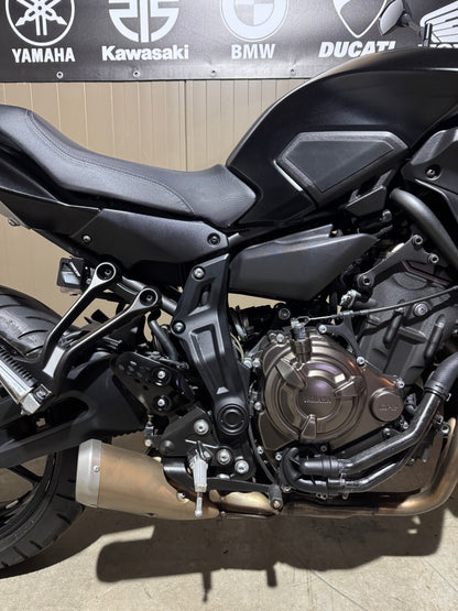 Yamaha MT07 Tracer Full Black 2017
