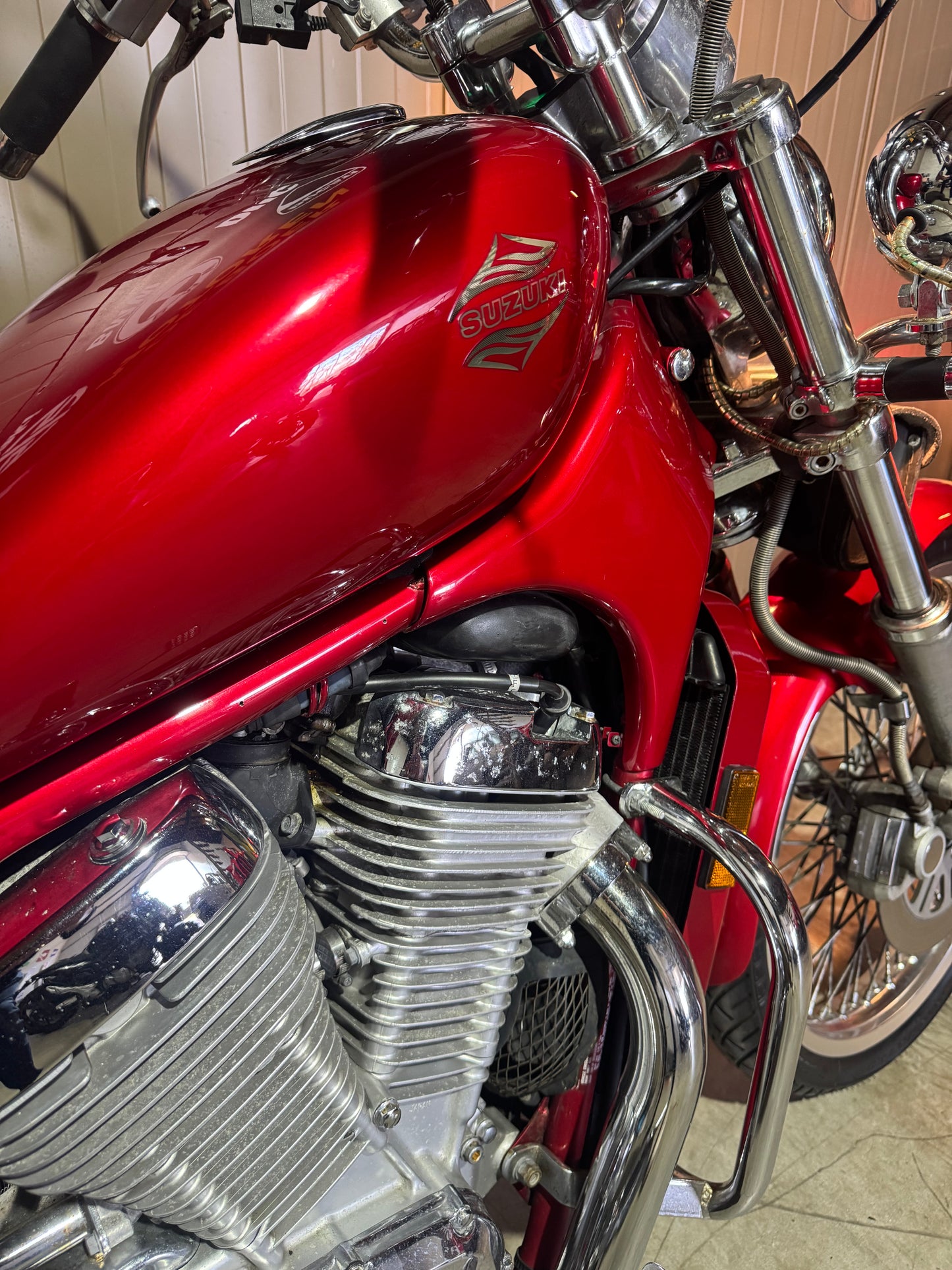 Suzuki Intruder VS800