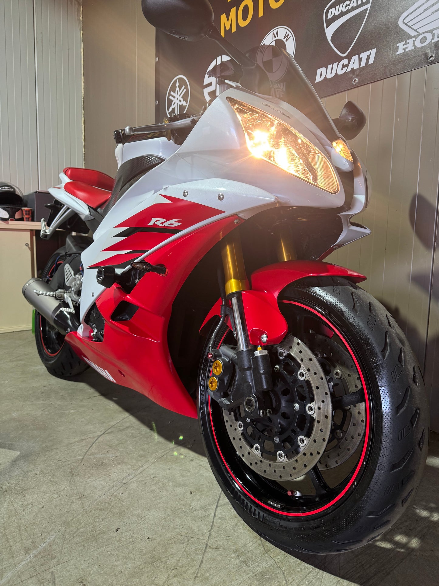 Yamaha R6 2006 SuperSport