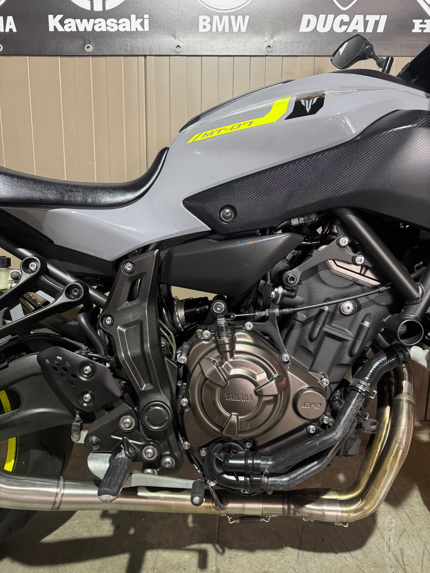 Yamaha MT07 2018 Night Fluo MIVV