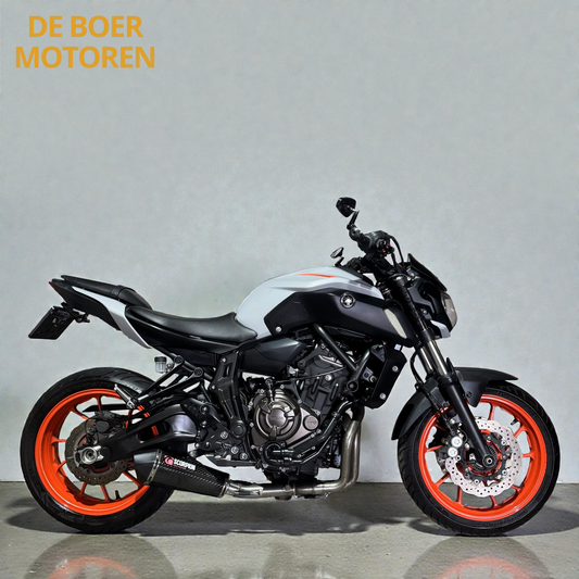 Yamaha MT07 Racing Red 2020 Scorpion