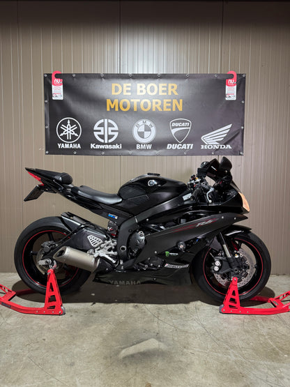 Yamaha YZF-R6 Full Black